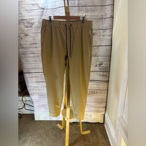 Old Navy StretchTech Jogger Pants Men’s L | Light Khaki | Drawstring